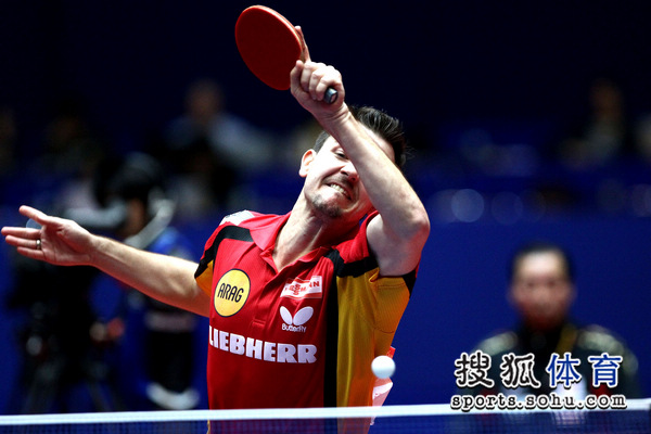 日本队完胜英格兰队,波尔刷新纪录 日本队完胜英格兰队,波尔刷新纪录