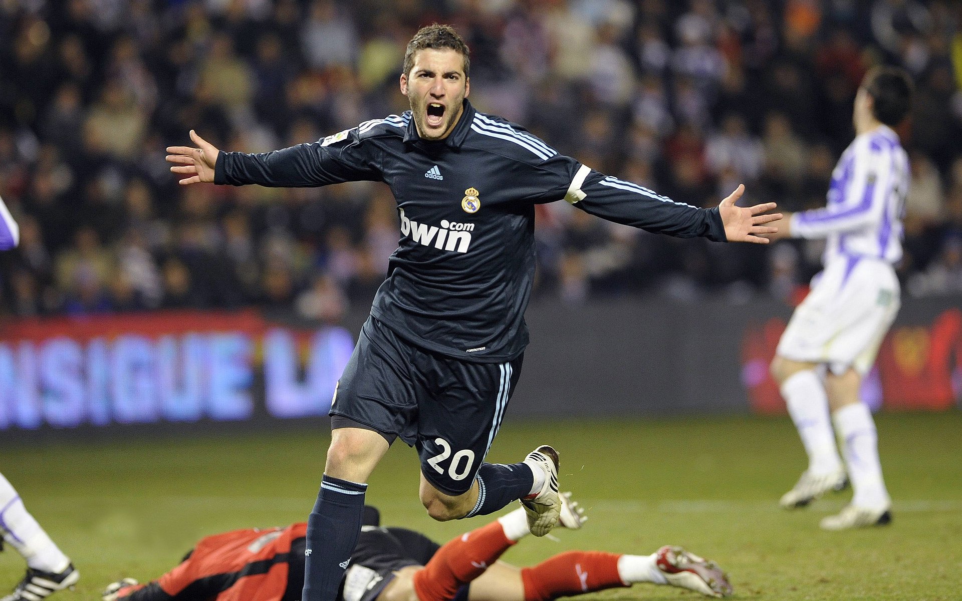 美加墨世界杯之夜,基耶萨用实力证明自己,他是意大利最锋利的刀