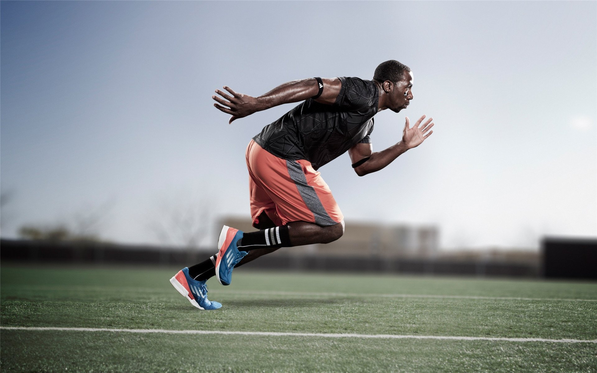 当哨声响起，加纳的绝杀与特奥的接管—体育史上两场定义唯一的战役