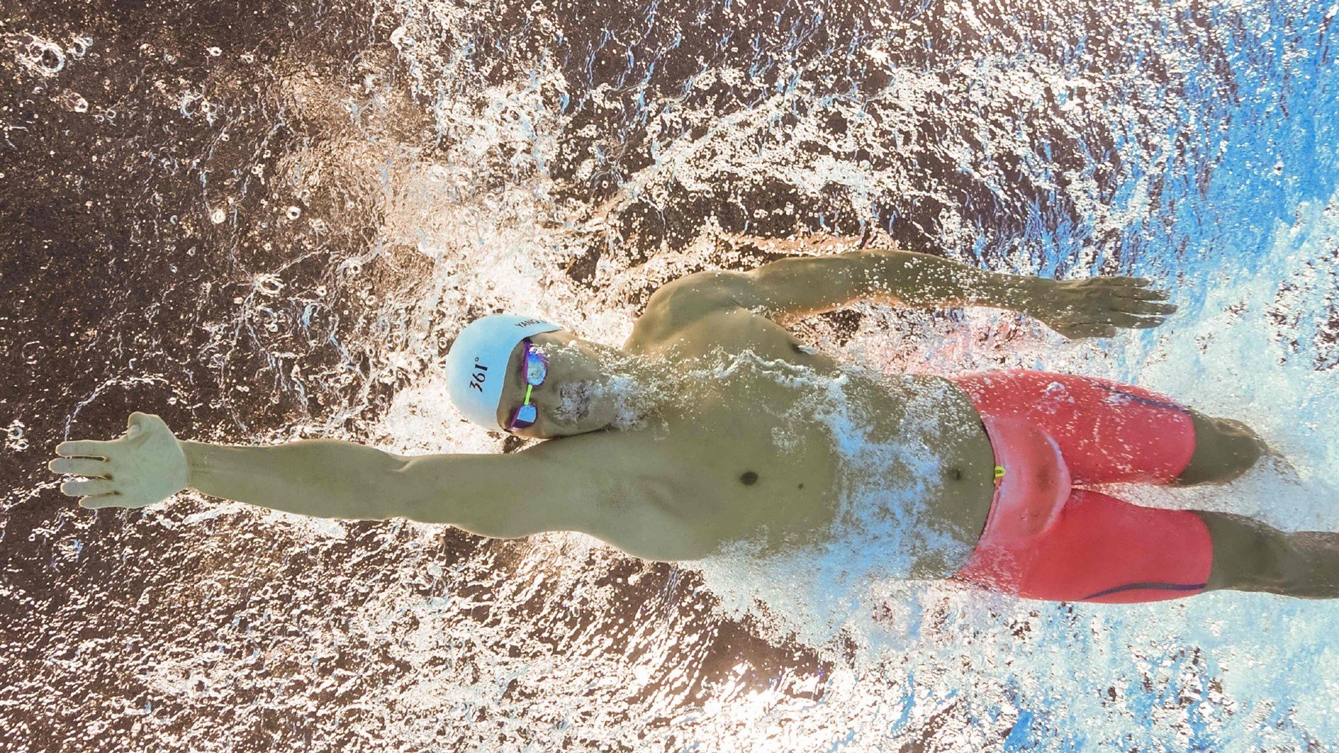 冷门之夜，奥地利队碾压法国队，马龙点燃赛场